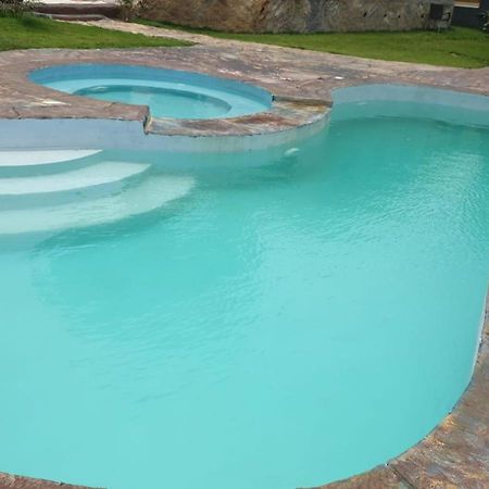 Luxury Villa Garden Dar es Salaam Buitenkant foto