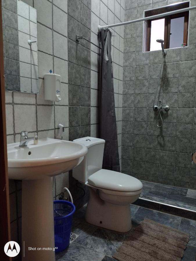 Luxury Villa Garden Dar es Salaam Buitenkant foto