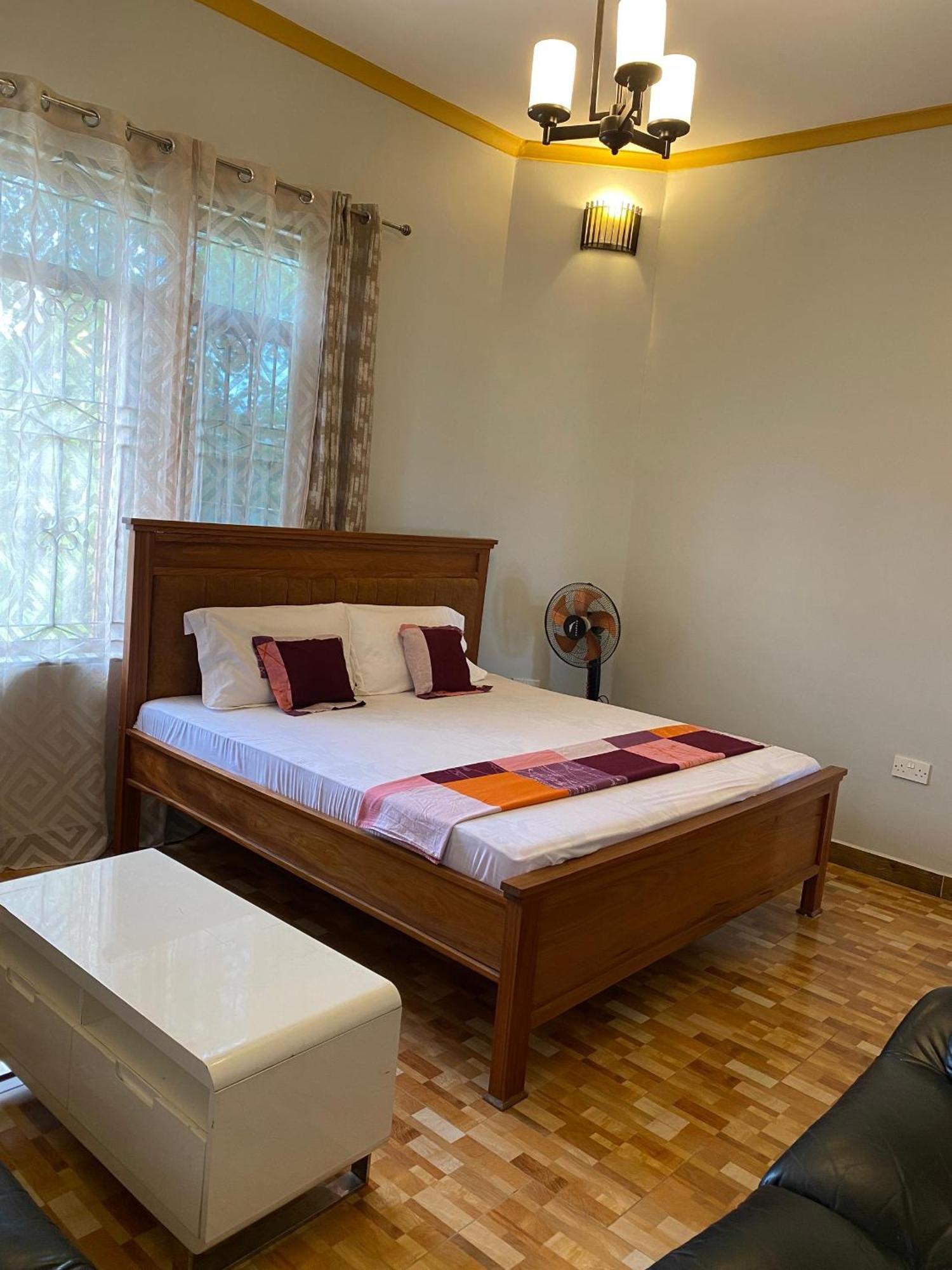 Luxury Villa Garden Dar es Salaam Buitenkant foto